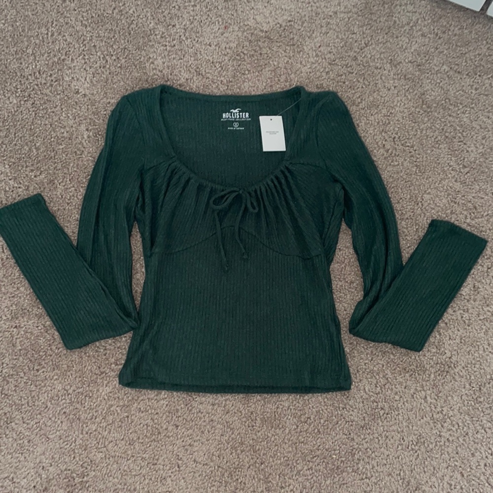 Hollister long sleeve top
